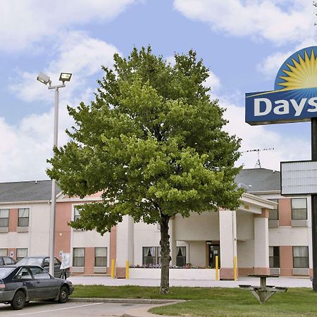 Days Inn By Wyndham Walcott Davenport Eksteriør billede