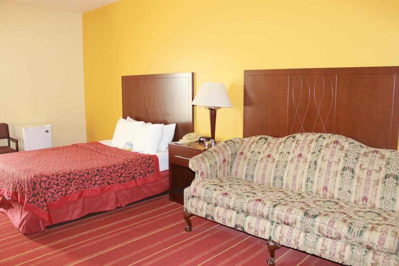 Days Inn By Wyndham Walcott Davenport Eksteriør billede