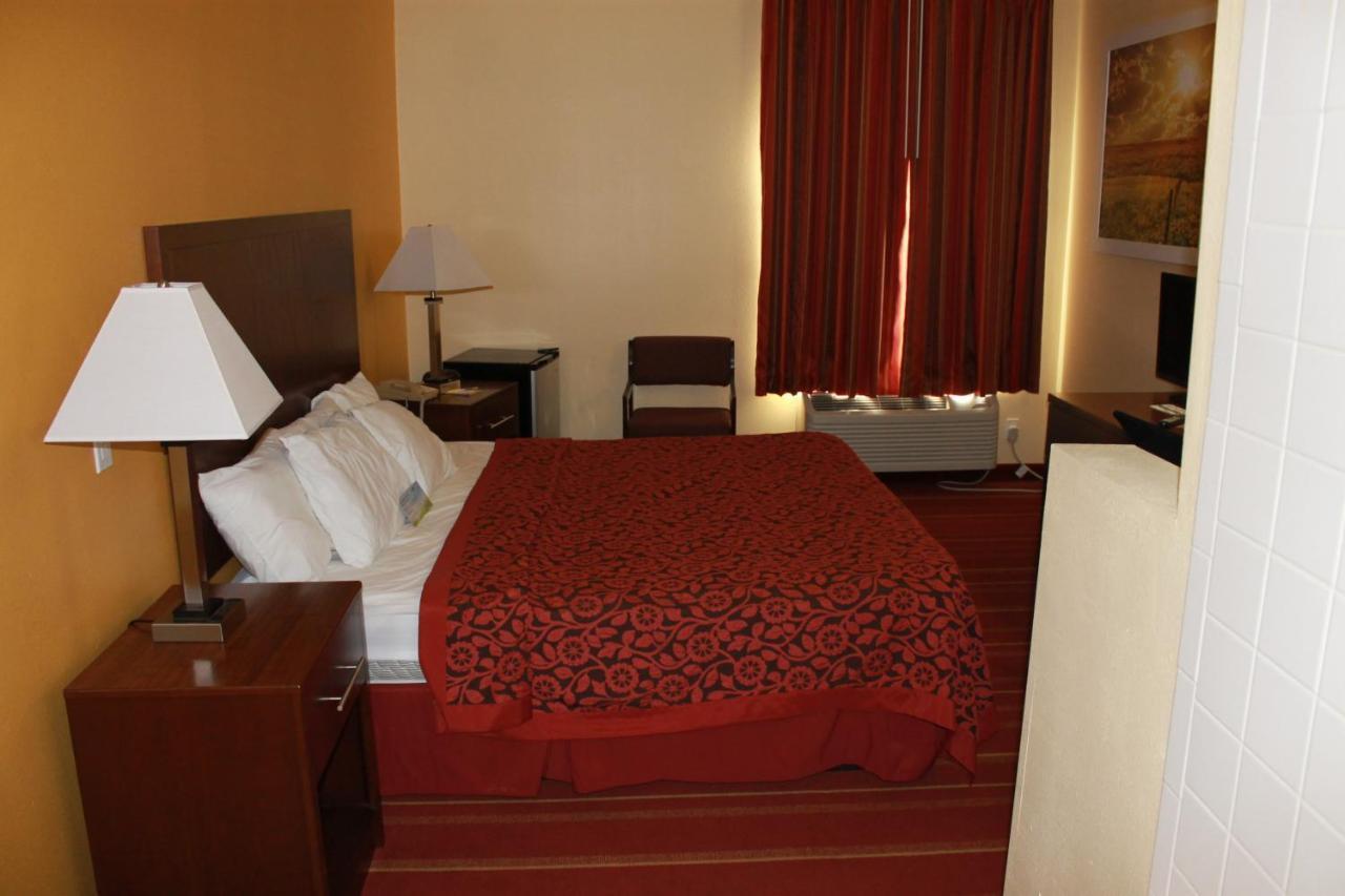 Days Inn By Wyndham Walcott Davenport Eksteriør billede